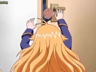 Anime blondy rakastava pietari kanssa hänen pyöreä tiainen