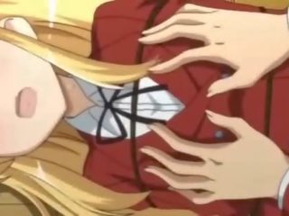 Nastolatka anime blondy trwa duży buc