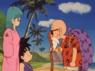 Bulma meets the medical man Roshi and films her pussy